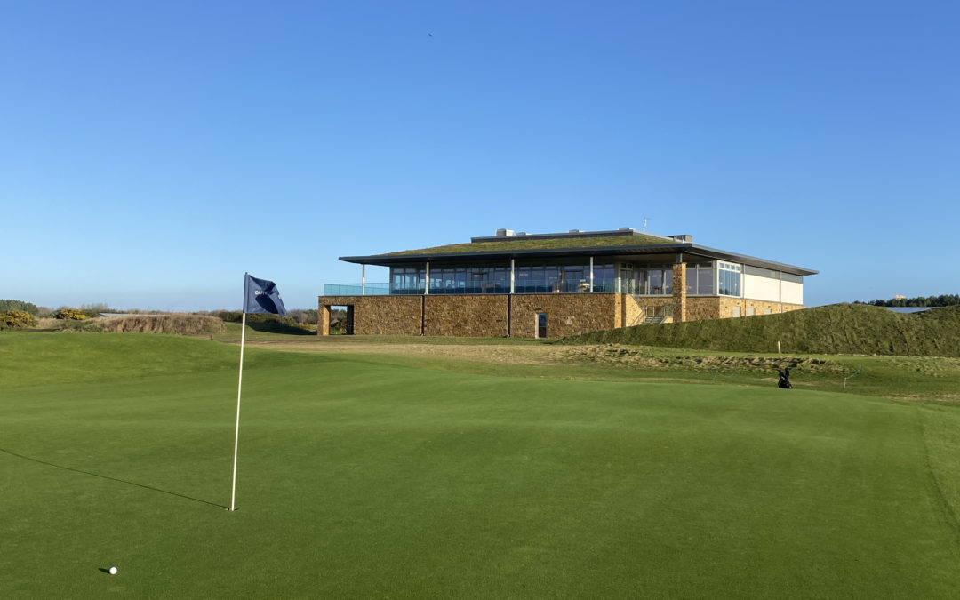 Dundonald Links and Darwin Escapes, a Match made in Heaven